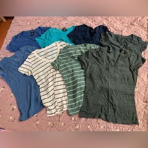 8 wet seal v neck t shirts bundle